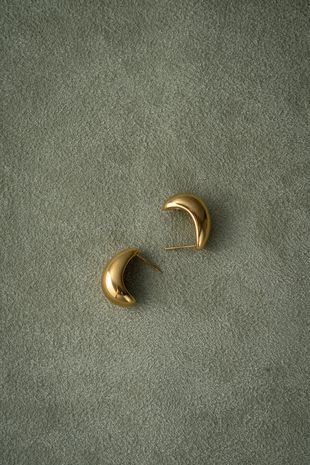 Gold Minimalist Chunky Stud Earrings