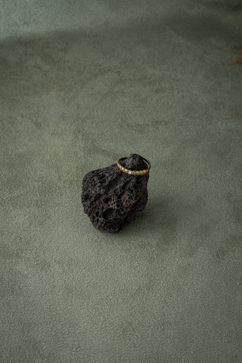 Adjustable Gold Zircon Band Ring