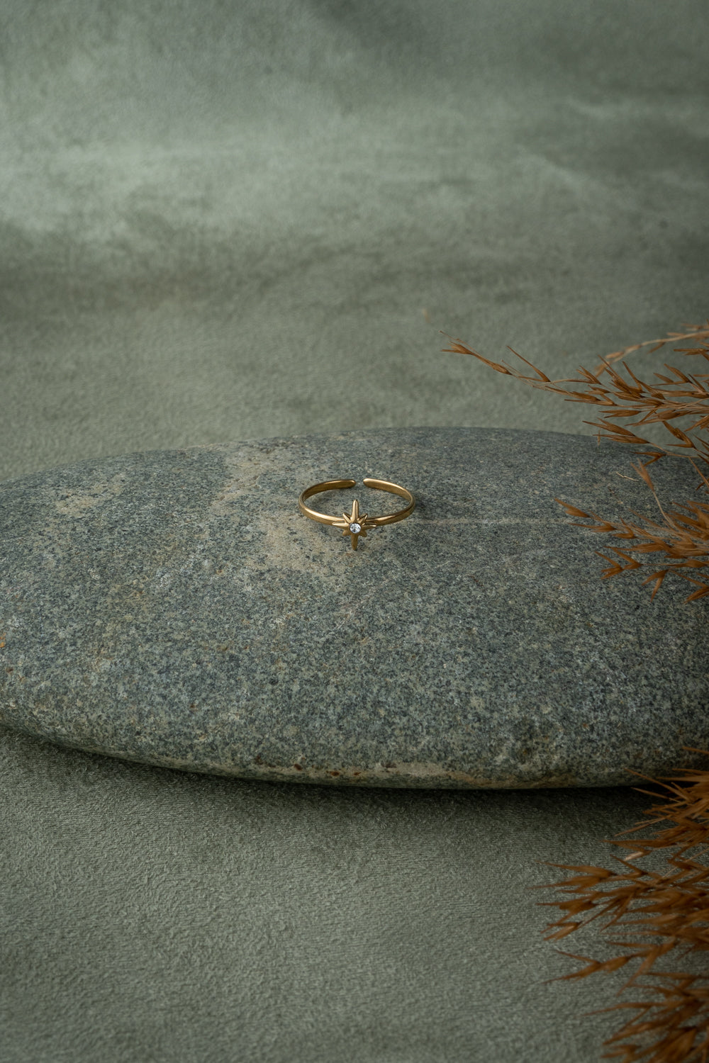 Adjustable Gold Star Zircon Ring