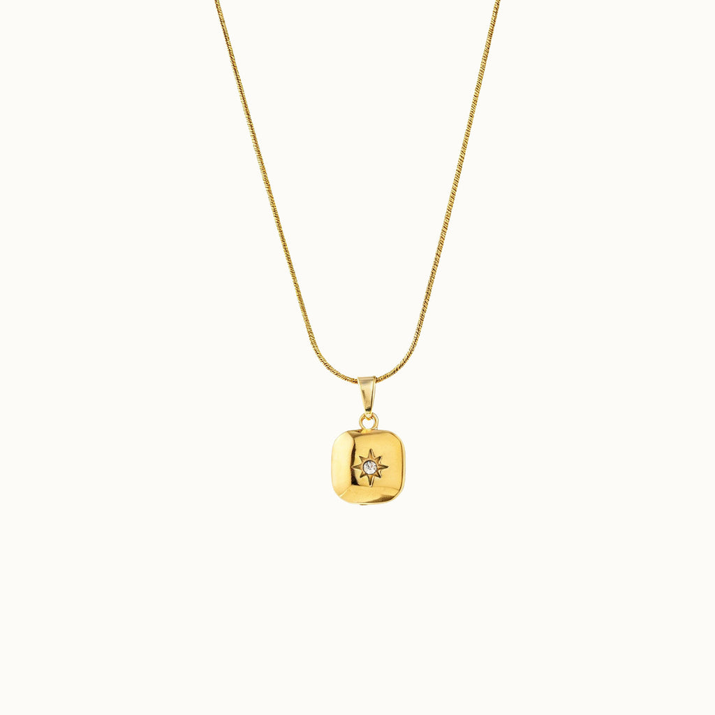 Gold Star Pendant Necklace